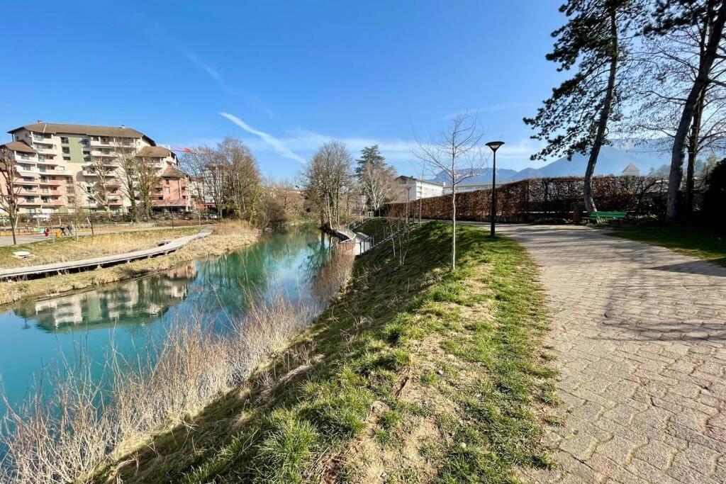 L'Isernon - Spacieux T2 Au Bord De La Riviere Annecy Exterior foto